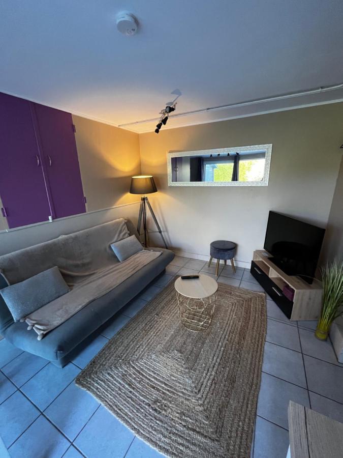 Normandie Cosy Apt Rdc Independant Bien Equipe Dans Maison Confortable Terrasse Grand Jardin Clos Sans Vis A Vis Entre Caen Et Bayeux, Proche Plages Du Debarquement Loucelles Exterior photo